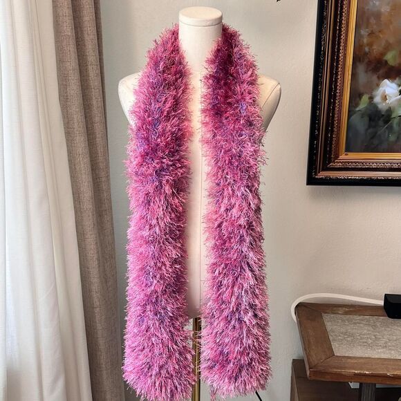 Vintage Hand-Knit Fuzzy Scarf – Pink & Lavender Mix - Picture 2 of 4
